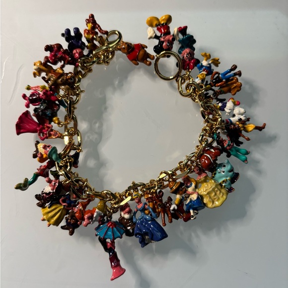 The Ultimate Disney Classic 37-Character Charm Bracelet~ Brand New ~ Never Worn - Picture 2 of 4